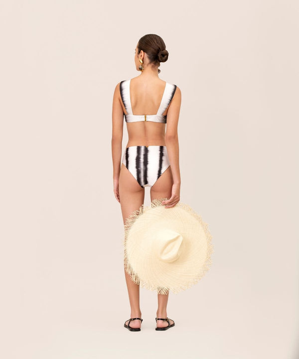 Ananda Bottom