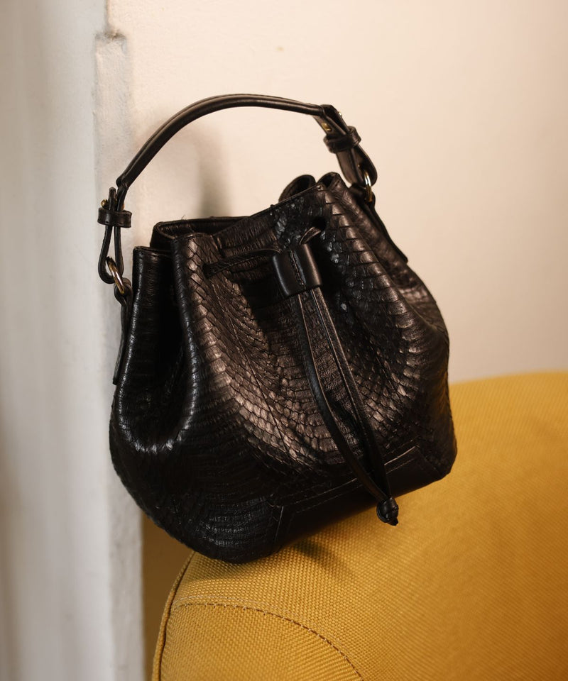 Alva in Snake and Leather