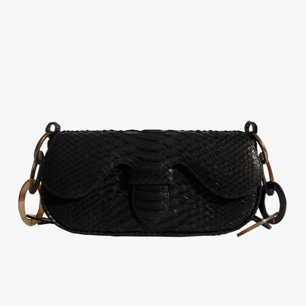 4671FCFC-5591-42D0-8B4F-